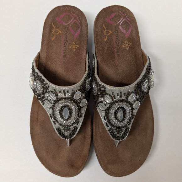 Comfortiva Sade Platform Beaded Sandals - Picture 3 of 14